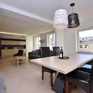 https://victus-apartamenty-apartament-aura.sopothotels.com
